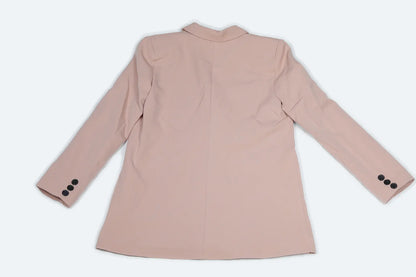 Costume rose poudré élégant