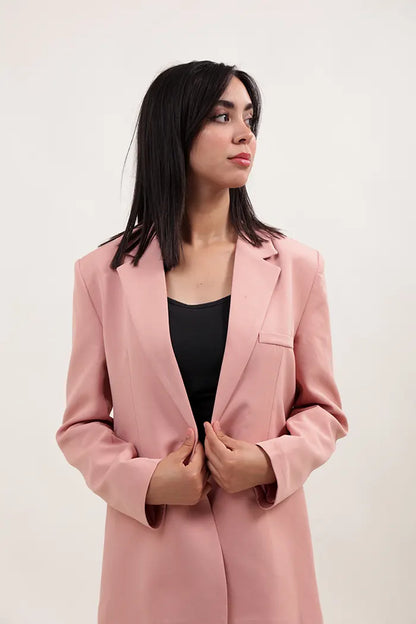 Costume rose poudré élégant