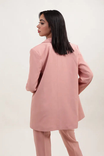 Costume rose poudré élégant