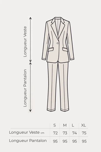 Costume rose poudré élégant